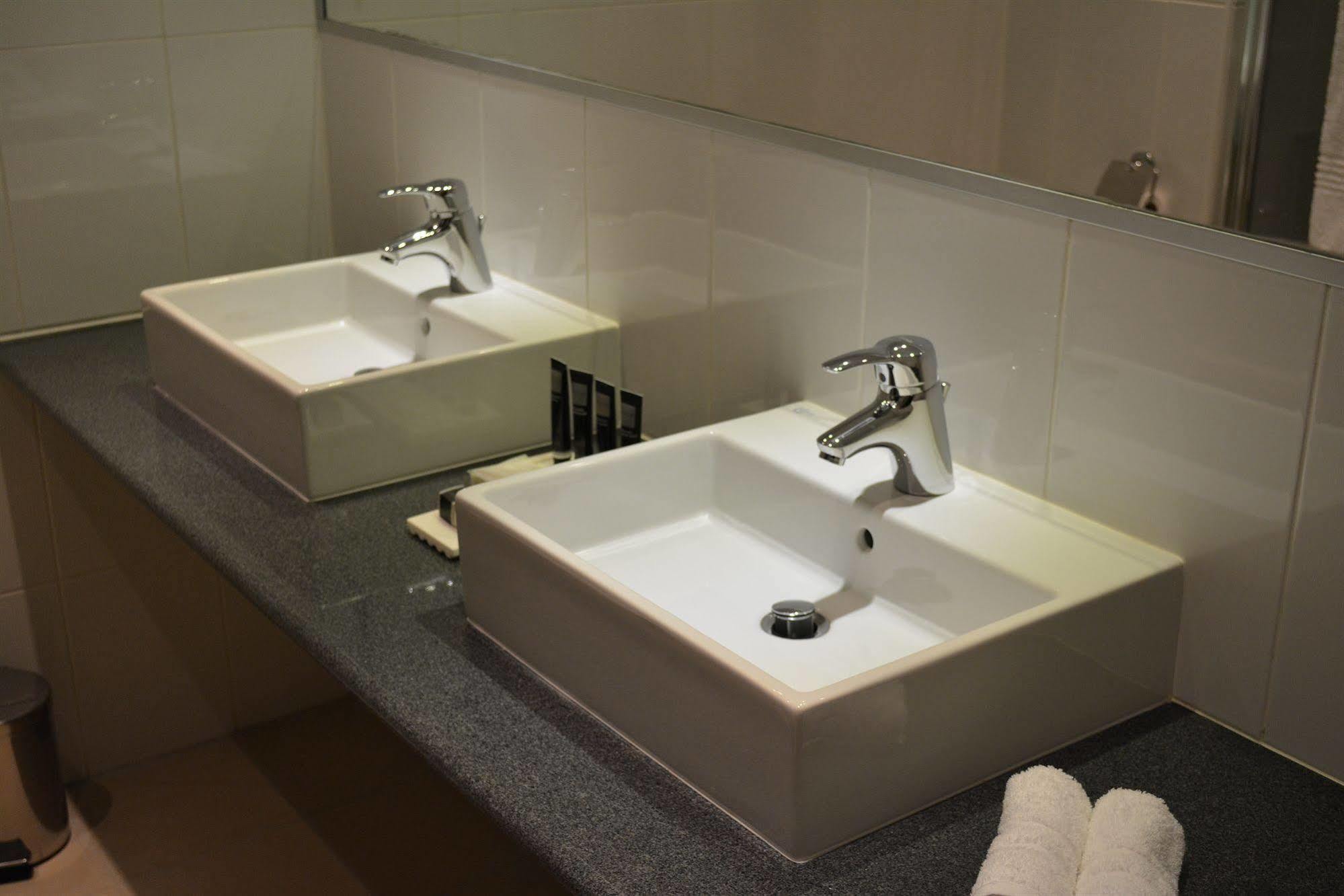 New Brookfields Hotel Freetown Zewnętrze zdjęcie
