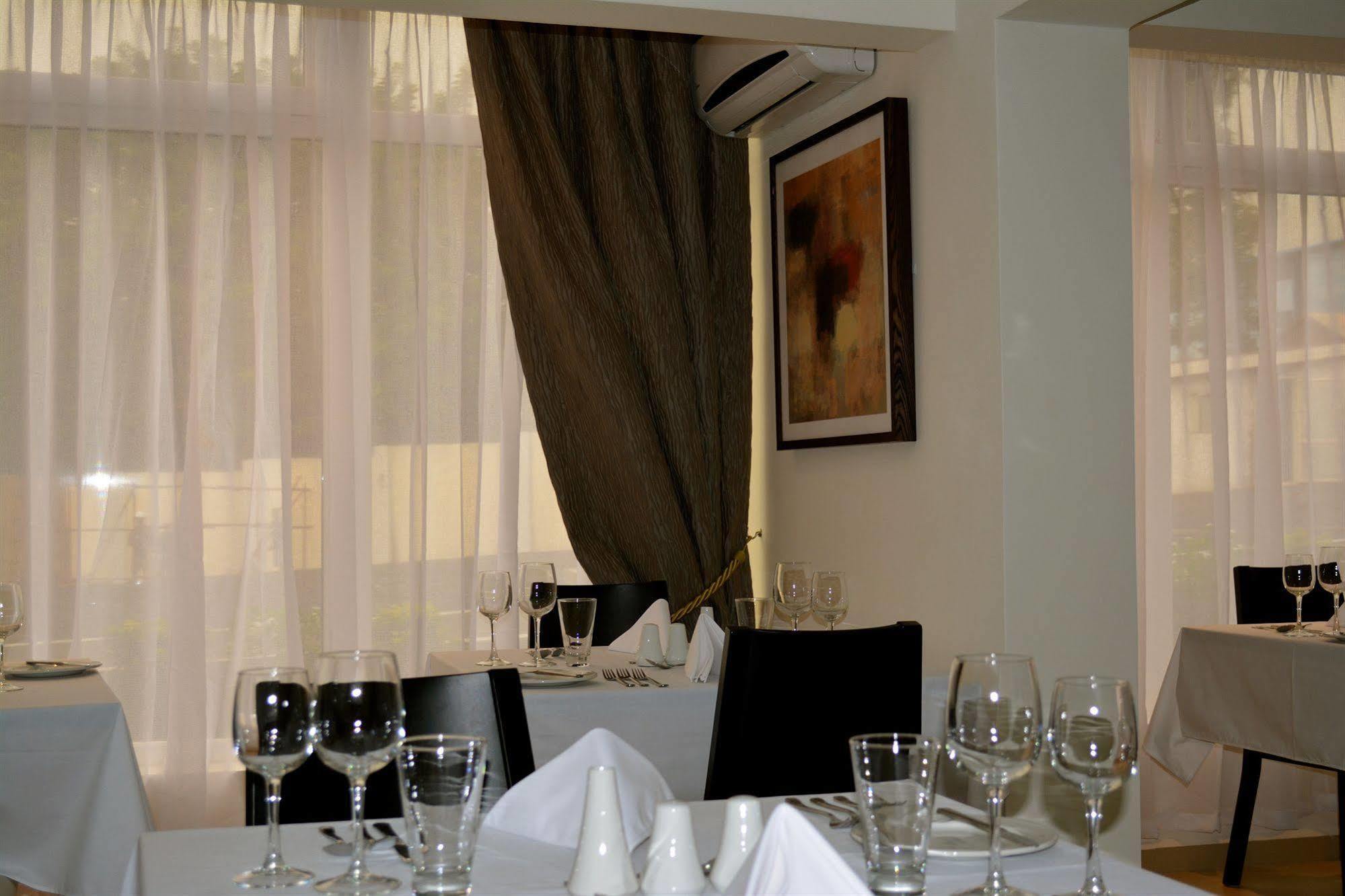 New Brookfields Hotel Freetown Zewnętrze zdjęcie